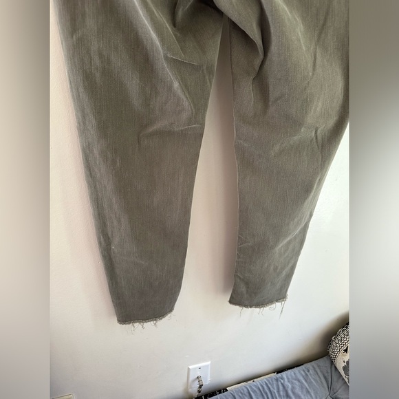 J Jill denim authentic fit cropped women’s green pants size 8 - Picture 6 of 12